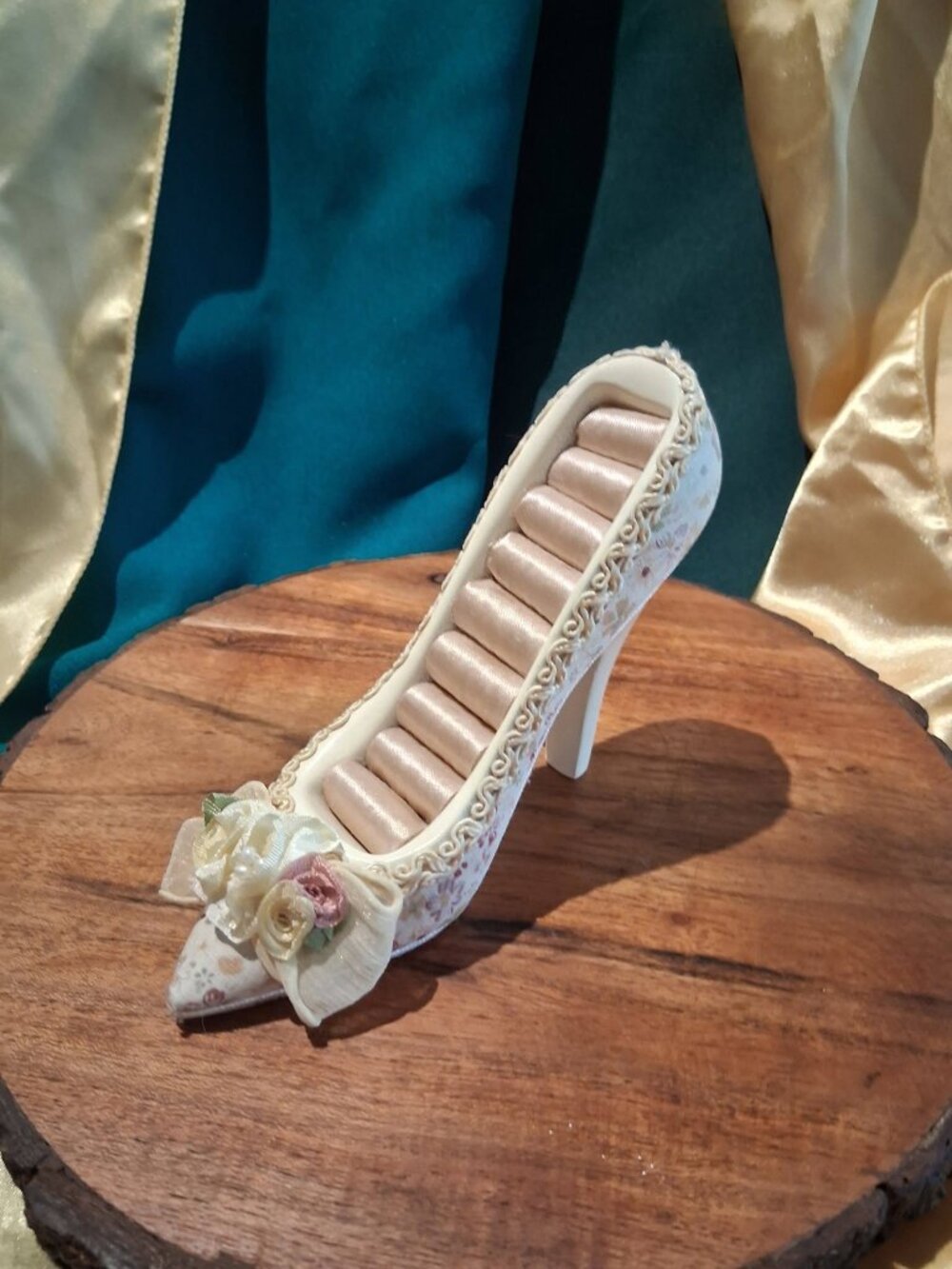 Vintage Shabby Chic Floral High Heel Shoe Ring Holder Organizer